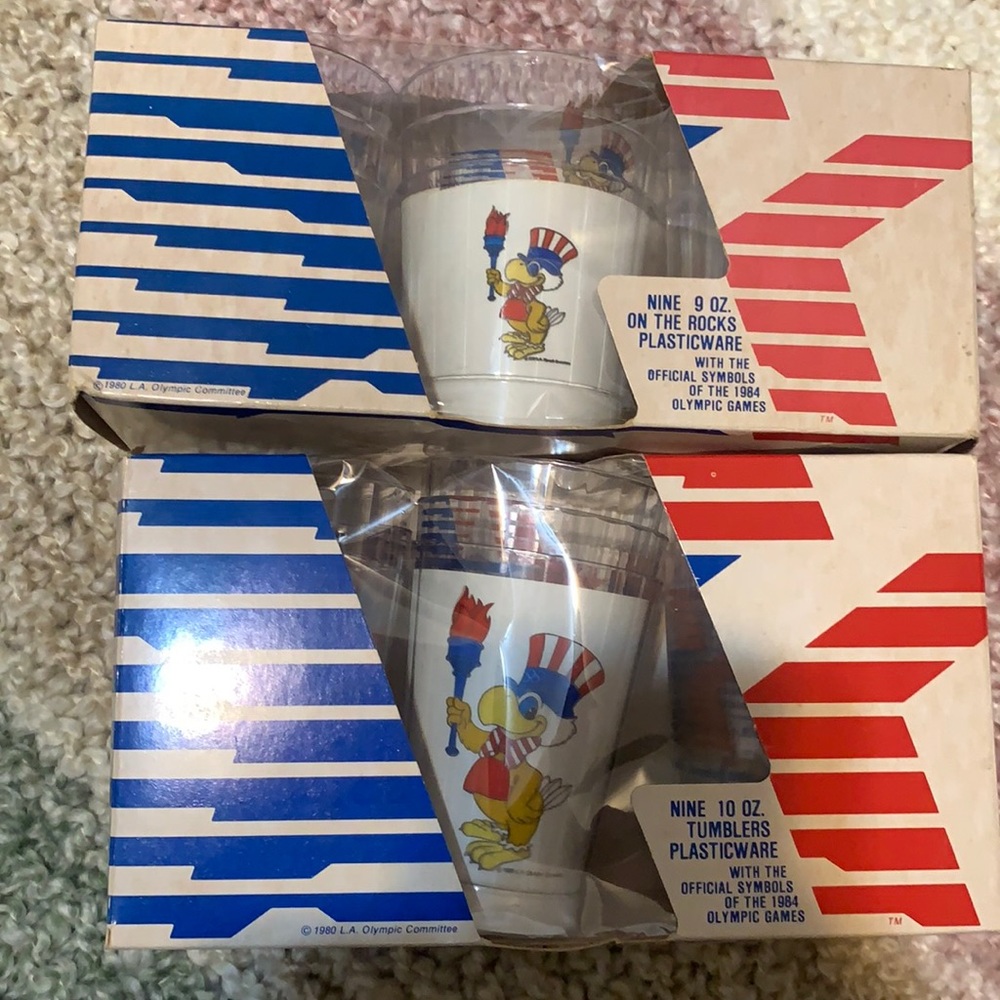 Anchor hocking XXIIIrd Olympiad Los Angeles 1984 plastic cups in box